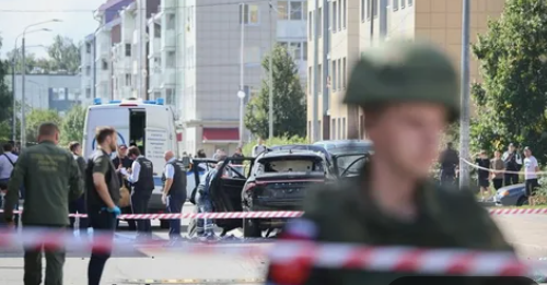 Подорвать военного в машине в Петербурге могла россиянка, она покинула страну